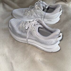 NIB Men Hoka One One Kawana 2 white nimbus cloud sneaker